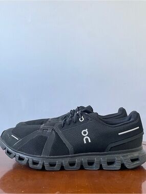 On Running Men’s Cloud 6 Running Shoes | US 10.5